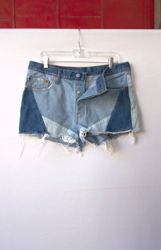 GOAT Vintage Levi's 501 Shorts    Shorts  - Vintage, Y2K and Upcycled Apparel