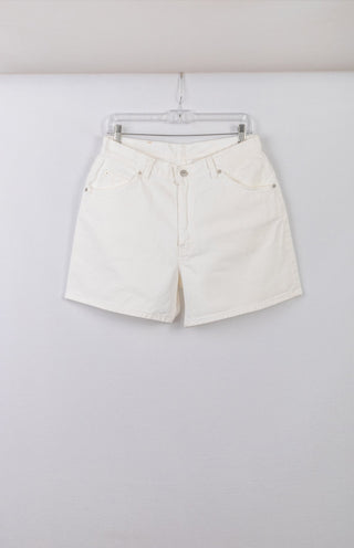 GOAT Vintage Levi's White Dad Shorts    Shorts  - Vintage, Y2K and Upcycled Apparel